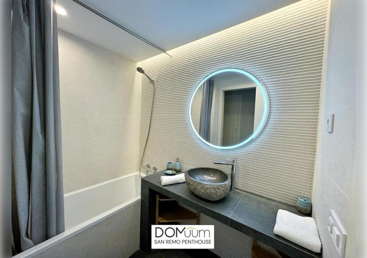 Domuum Holidays - San Remo Penthouse Салоу Экстерьер фото